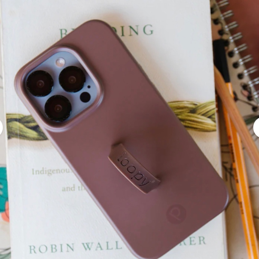 Loopy iPhone 16 Pro Max Espresso Case - Picture 3 of 11
